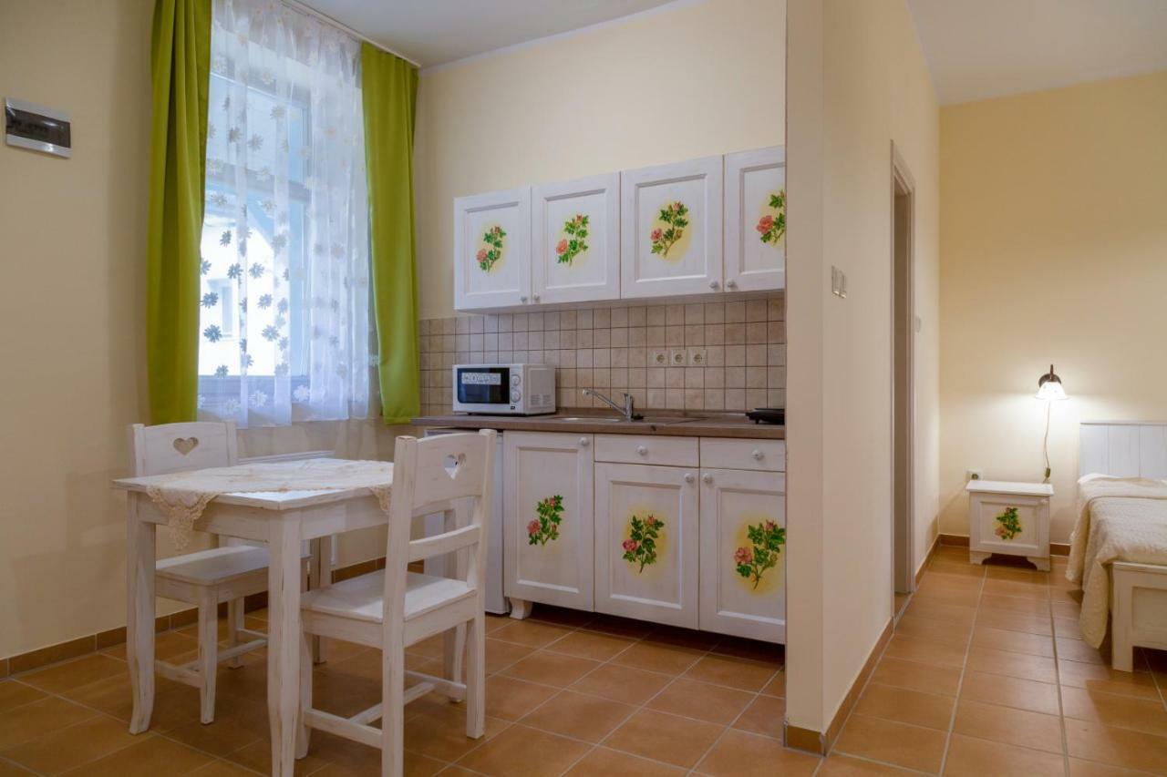 Balzsam Apartmanhaz Харканы Экстерьер фото