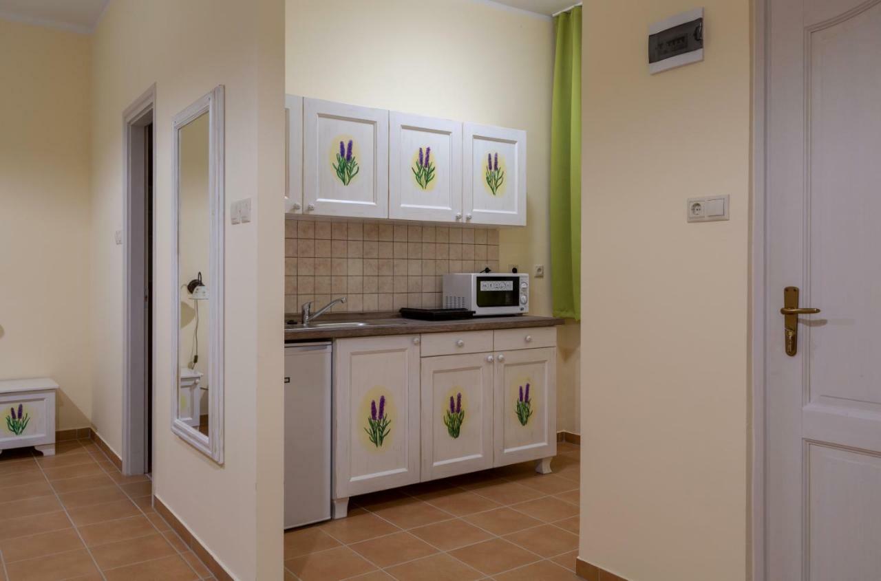 Balzsam Apartmanhaz Харканы Экстерьер фото